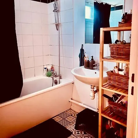 Saint-denis Olympique Apartment *